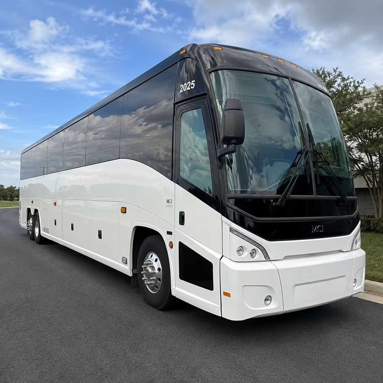 olathe charter bus rentals to arrowhead and kauffman stadium