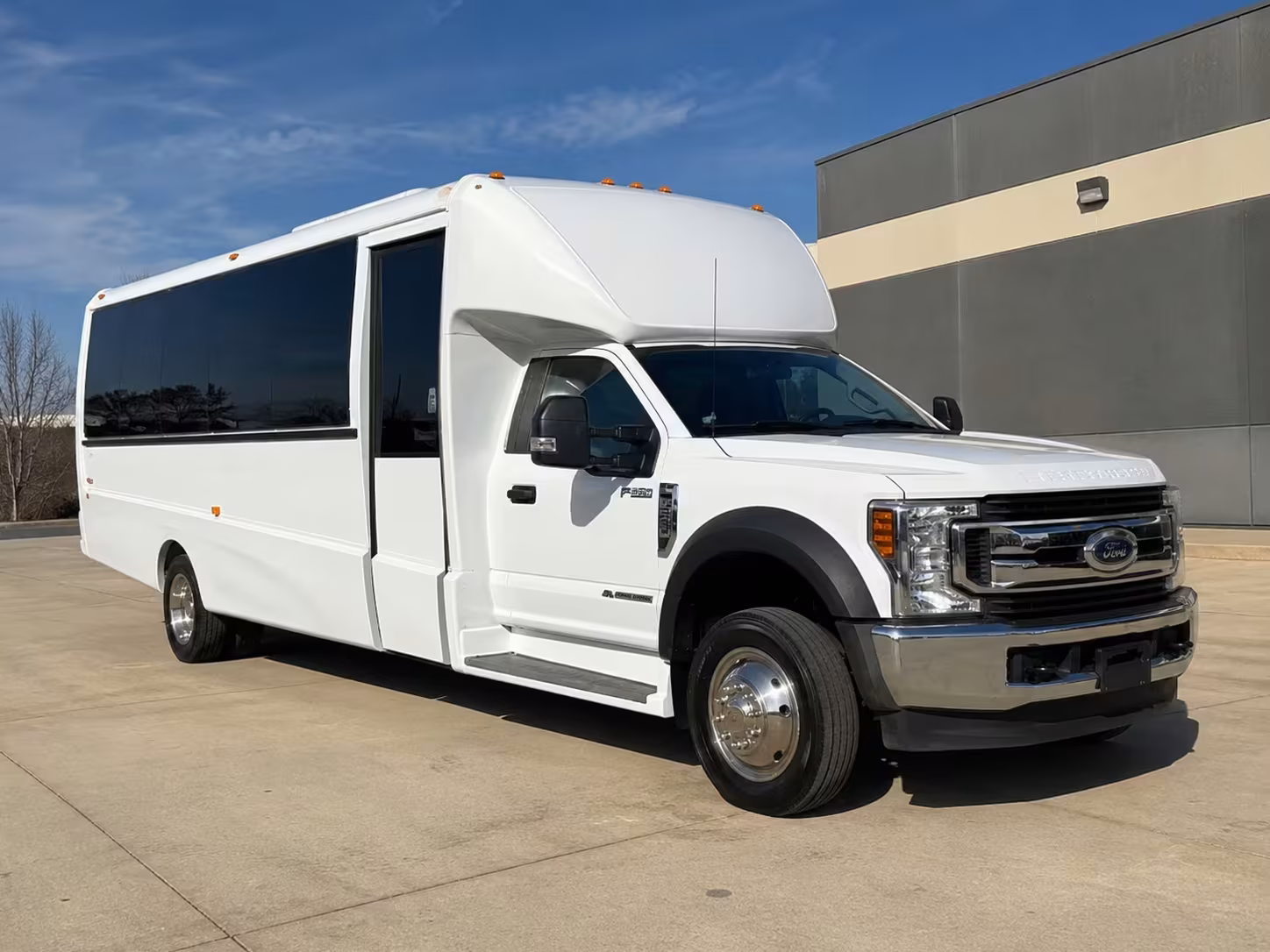 youth sports team minibus rentals in olathe